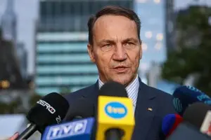 Сикорский об изменении позиции Трампа: настоящим испытанием будут санкции