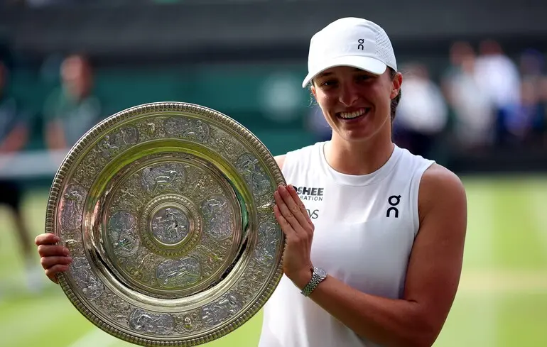 Іга Швьонтек