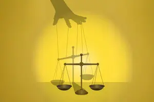 КС на гачку, або Чому важлива безперервна діяльність Конституційного суду