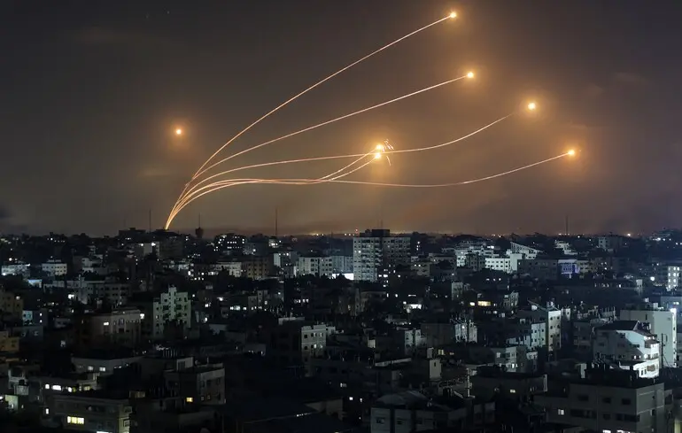 Работа системы "Железный купол", Израиль