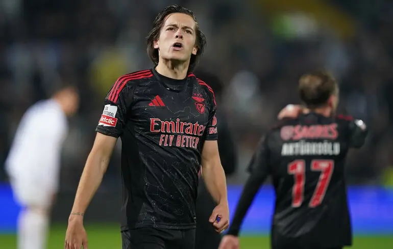 Альваро Каррерас