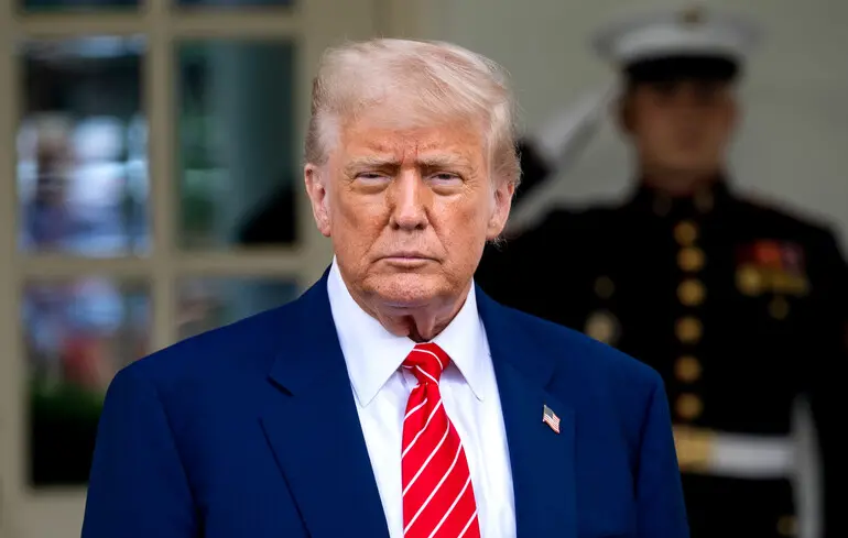 Politico: Трамп досі вважає, що РФ переможе — питання лише в тому, скільки часу це займе