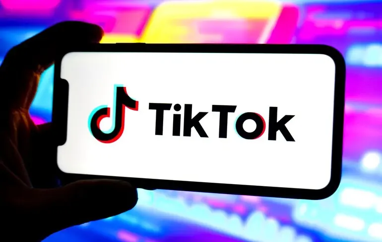 Працівники TikTok у Німеччині страйкують проти заміни людей штучним інтелектом