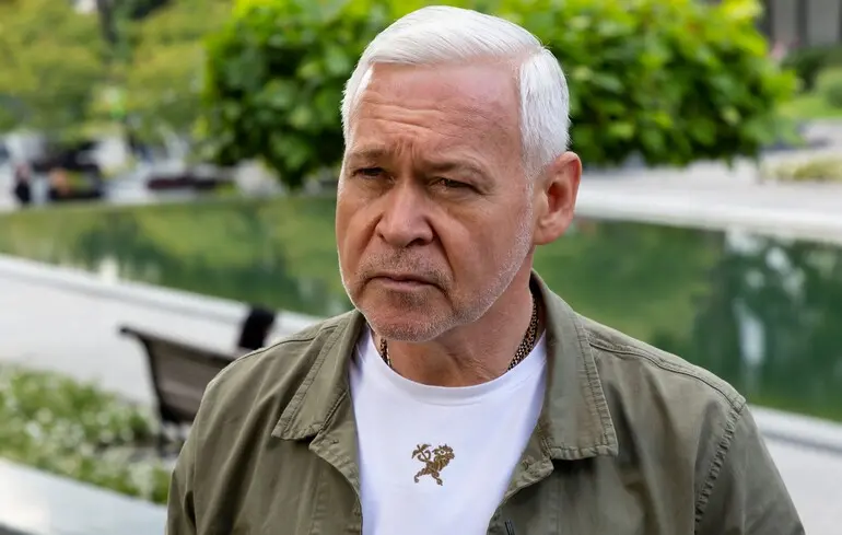 Россияне сбросили авиабомбу на медучреждение в Харькове, есть погибший — Терехов