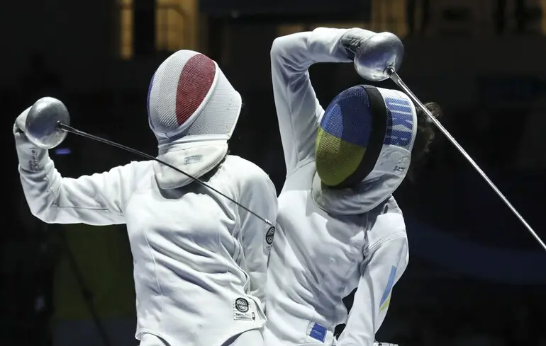 Украинская фехтовальщица отказалась подходить к россиянке на чемпионате мира
