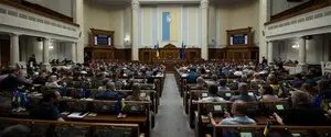 Бійка «слуг», середній палець Власенка та інше: чим запам’яталась перша за три роки трансляція засідання Ради
