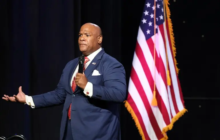 Духовник Трампа сделал заявление на фоне ядерных угроз РФ