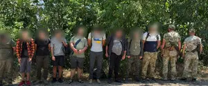 ГПСУ задержала группу мужчин при попытке пересечения границы