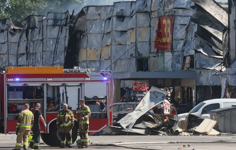Пожежа в торговому центрі у Варшаві. Польща звинуватила спецслужби РФ в організації підпалу, 2024 рік