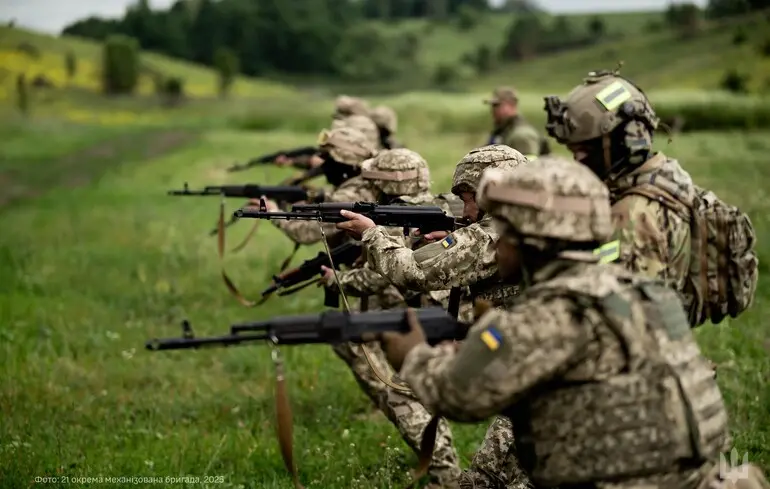 ВСУ пытаются восстановить позиции в Каменском — Волошин