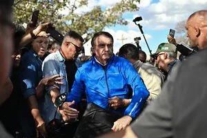 Верховный суд Бразилии отправил экс-президента Болсонару под домашний арест