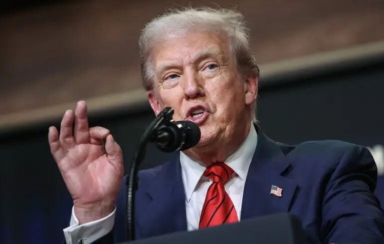 Трамп ввел новые пошлины для Индии за покупку нефти из России