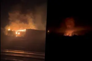 В Волгоградской области РФ загорелась железнодорожная станция