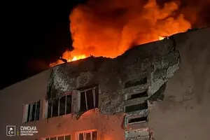 В Сумском регионе российские дроны повредили многоэтажки и другие объекты — ОВА