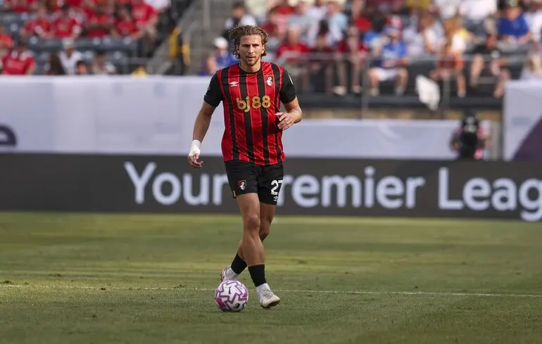 Трансфер українського футболіста Забарного в ПСЖ узгоджено — інсайдер