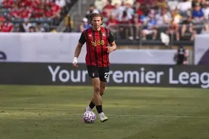 Трансфер украинского футболиста Забарного в ПСЖ согласован — инсайдер