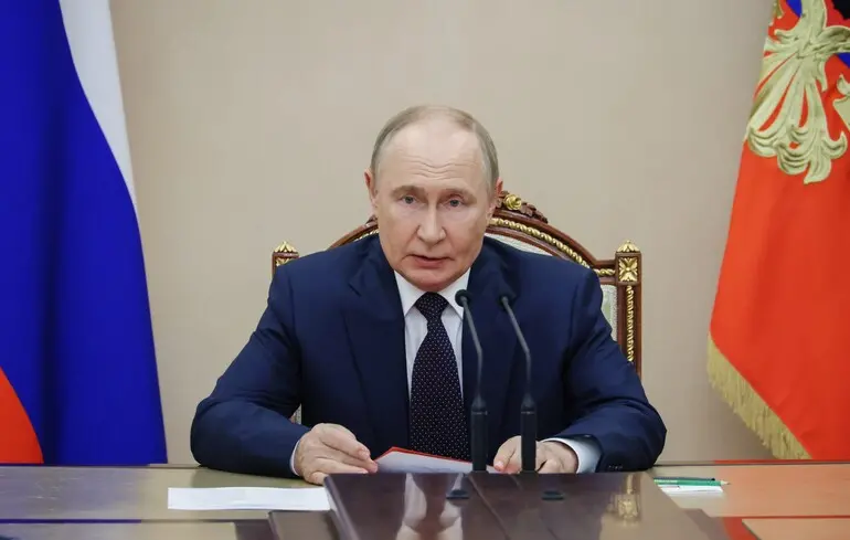 Путін обіцяє зупинити війну, якщо Україна віддасть схід — WSJ