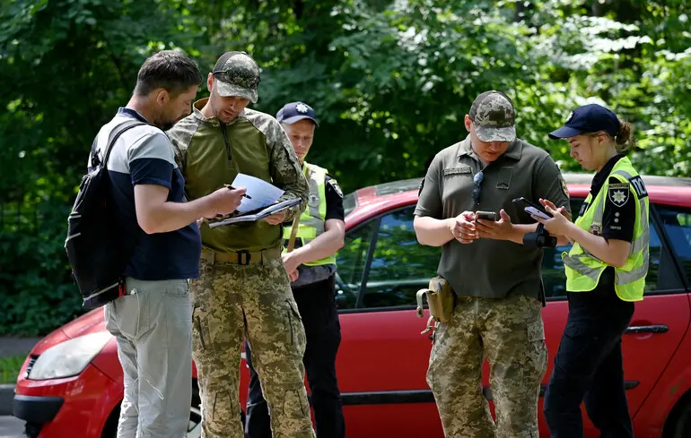Вогонь по ТЦК. Народний страх як симуляція народного гніву