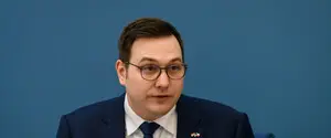 До України прибув з візитом глава МЗС Чехії Ян Ліпавський