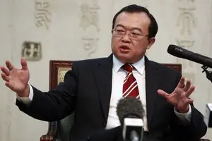 У Китаї затримали дипломата, якого вважали майбутнім головою МЗС — Reuters