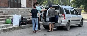 Транзитні центри на сотні місць та евакуаційний вагон — на Сумщині люди виїжджають з небечпечних територій