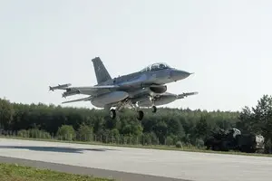 Польша подписала миллиардный контракт на модернизацию F-16