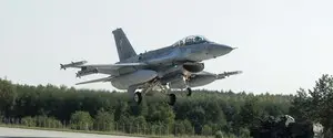 Польща підписала мільярдний контракт на модернізацію F-16