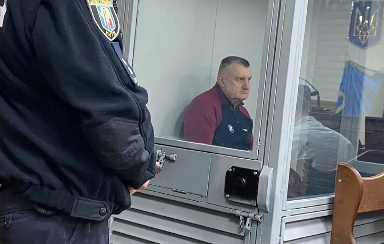 Ексзамначальника ГУ МВС Криму збираються обміняти до Росії