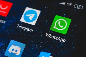 Мессенджер WhatsApp обвинил власти России в нарушении прав человека за ограничение звонков
