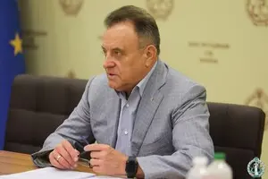 Керівника секретаріату КС звинувачують у нелегітимному перебуванні на посаді