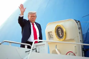 Трамп созвонился с Зеленским и лидерами НАТО