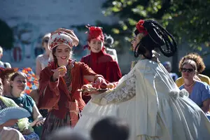 Второй день Bouquet Kyiv Stage: в Киеве показали «Разговор птиц» и джазовое трио из Израиля