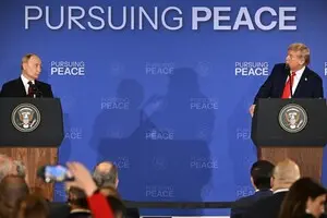 На Аляске Трамп ничем не помог Украине, считает украинский офицер