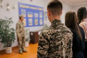 Макеты по цене авто: как государство имитирует военную подготовку молодежи