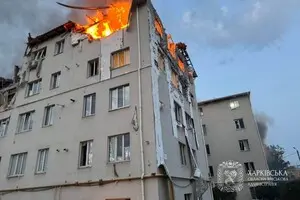 В одну из Харьковских многоэтажек попали сразу пять дронов: есть фото и видео с места трагедии