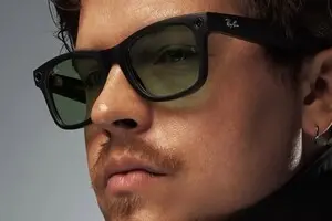 Окуляри з ШІ допомогли людині з повною втратою зору повернутися до роботи