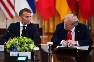 Макрон предлагает расширить формат переговоров по Украине до четырех сторон
