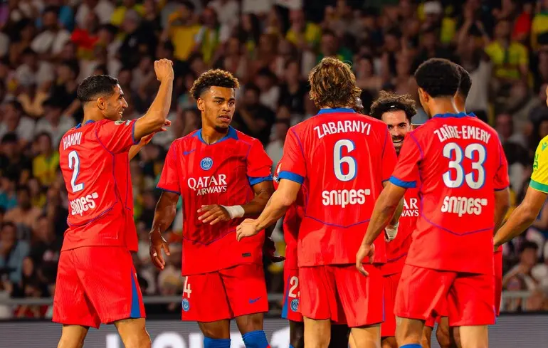 Українського новачка ПСЖ Забарного попереджали, що росіянин залишиться в команді - ЗМІ