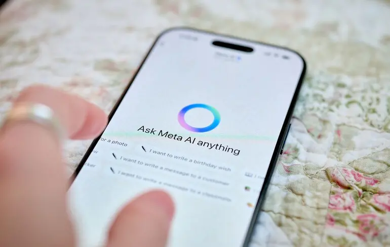 Meta запускає інструмент автоматичного перекладу Reels голосом автора у Facebook та Instagram