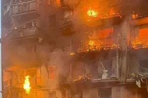 Люди в Костянтинівці залишились без газу: росіяни кілька годин били по місту FPV-дронами та авіабомбами