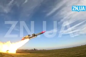 Оригинальный цвет — розовый: что известно об украинских дальнобойных ракетах 