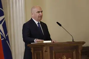 Румыния может предоставить свои военные базы союзникам по НАТО, которые будут гарантерами безопасности Украины — премьер