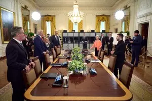 Эксперт о мирных инициативах Трампа: Европе лучше было бы самой оказывать давление на Путина