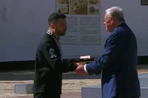 Келлог та Йонсон отримали орден «За заслуги» від України