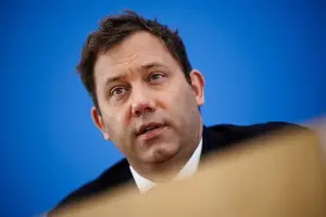 В Киев приехал вице-канцлер Германии и заверил в непоколебимой поддержке Украины - СМИ