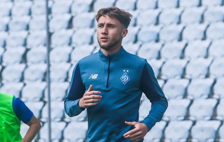 Владислав Ванат