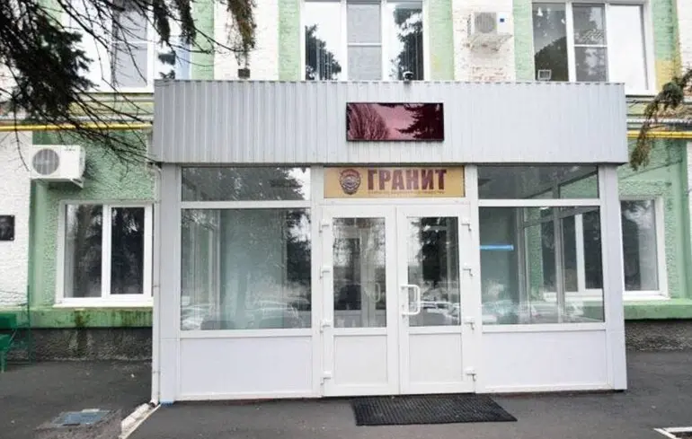 Безпілотник завдав удару по ростовському оборонному підприємству 