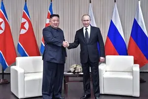 На парад до Сі Цзіньпіна прибудуть Путін та Кім Чен Ин, кидаючи виклик Заходу