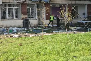 В Києві від російської атаки постраждало відділення 