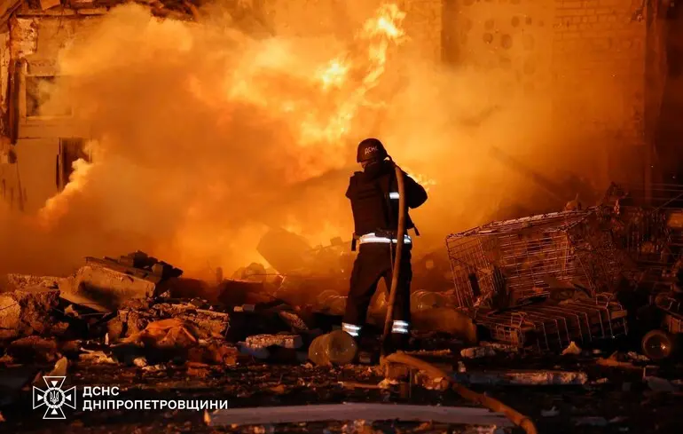 Зеленский отреагировал на массированные удары РФ по Украине